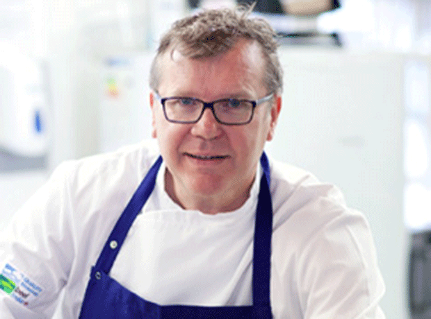 Michelin chef Nigel Haworth stars in Eblex cookery videos