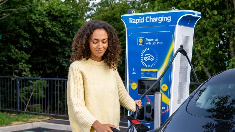 Lidl drops electric vehicle charging rates for loyalty members