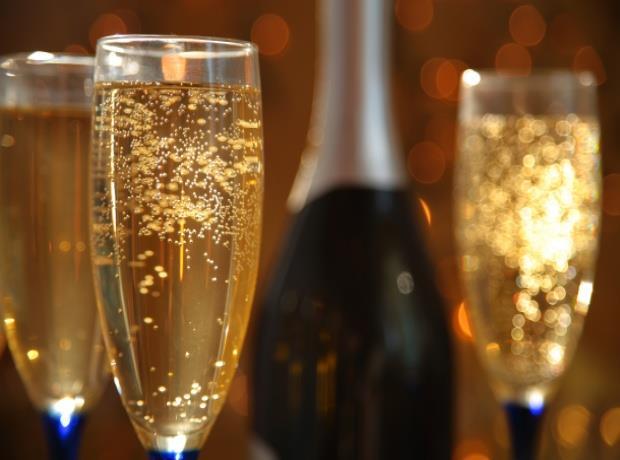 Italian Police Seize 9,200 Bottles of Fake Champagne Worth $380,000