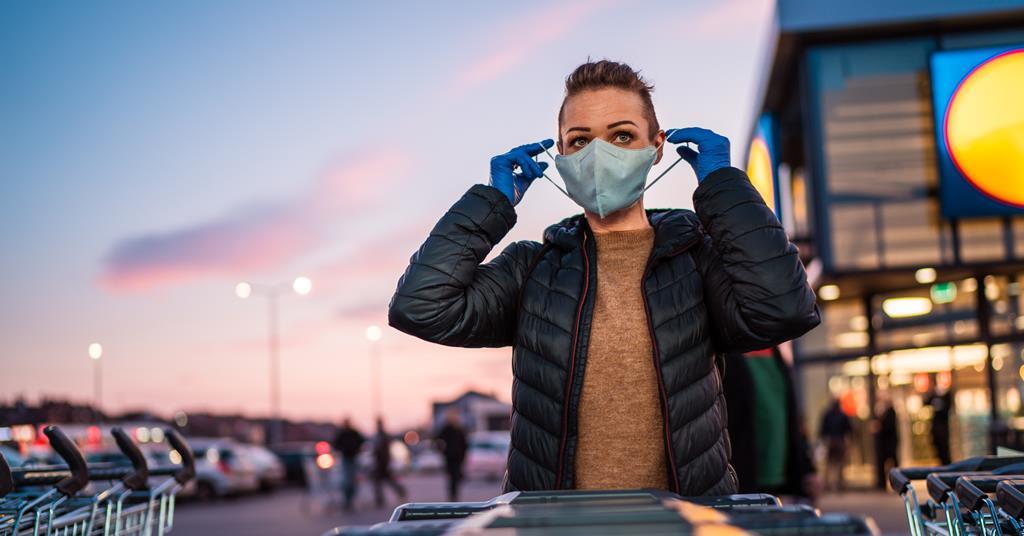 Face masks to stay in Scottish stores after social distancing is