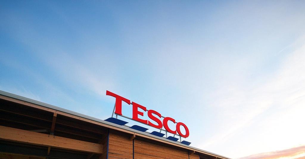 Tesco slows to 1% growth amid price war