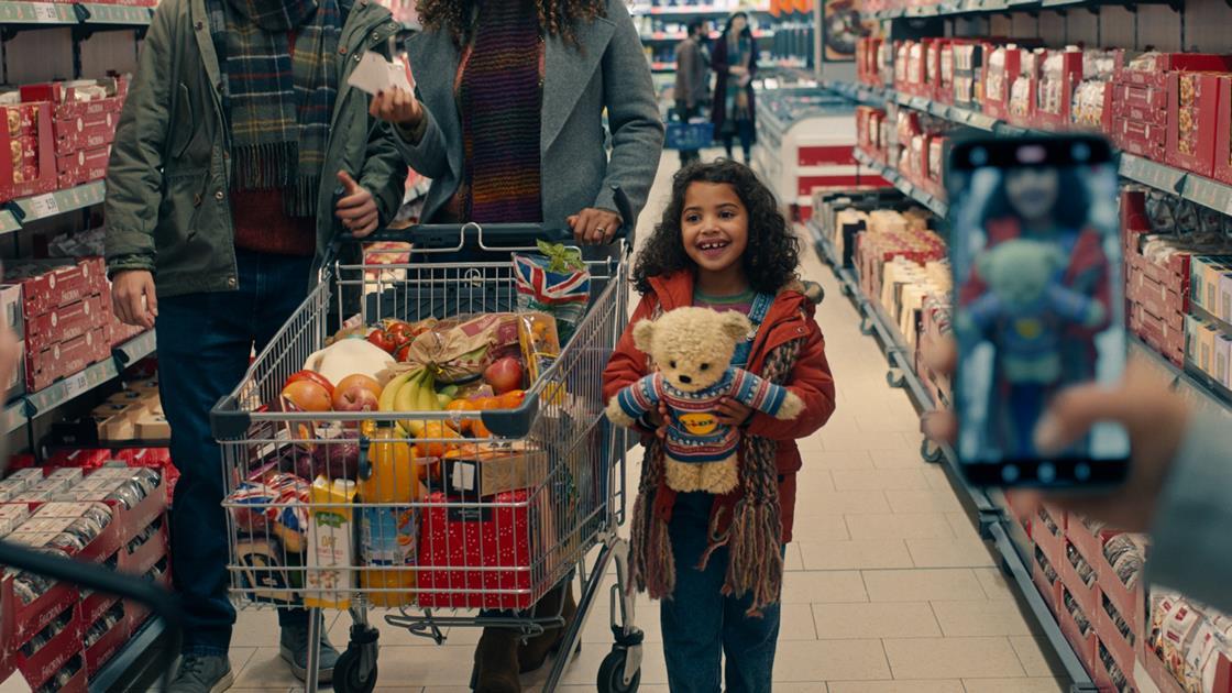 Lidl launches 2022 Christmas ad starring celebrity teddy bear News