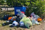 Litter rubbish bins