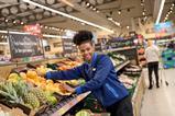 Aldi-colleague