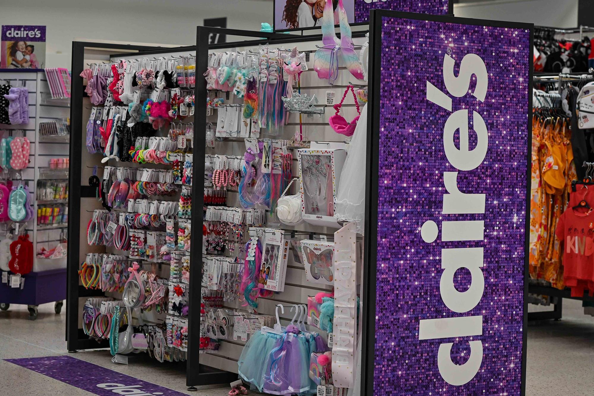 Asda extends Claire's accessories tie-up to stores News | The Grocer