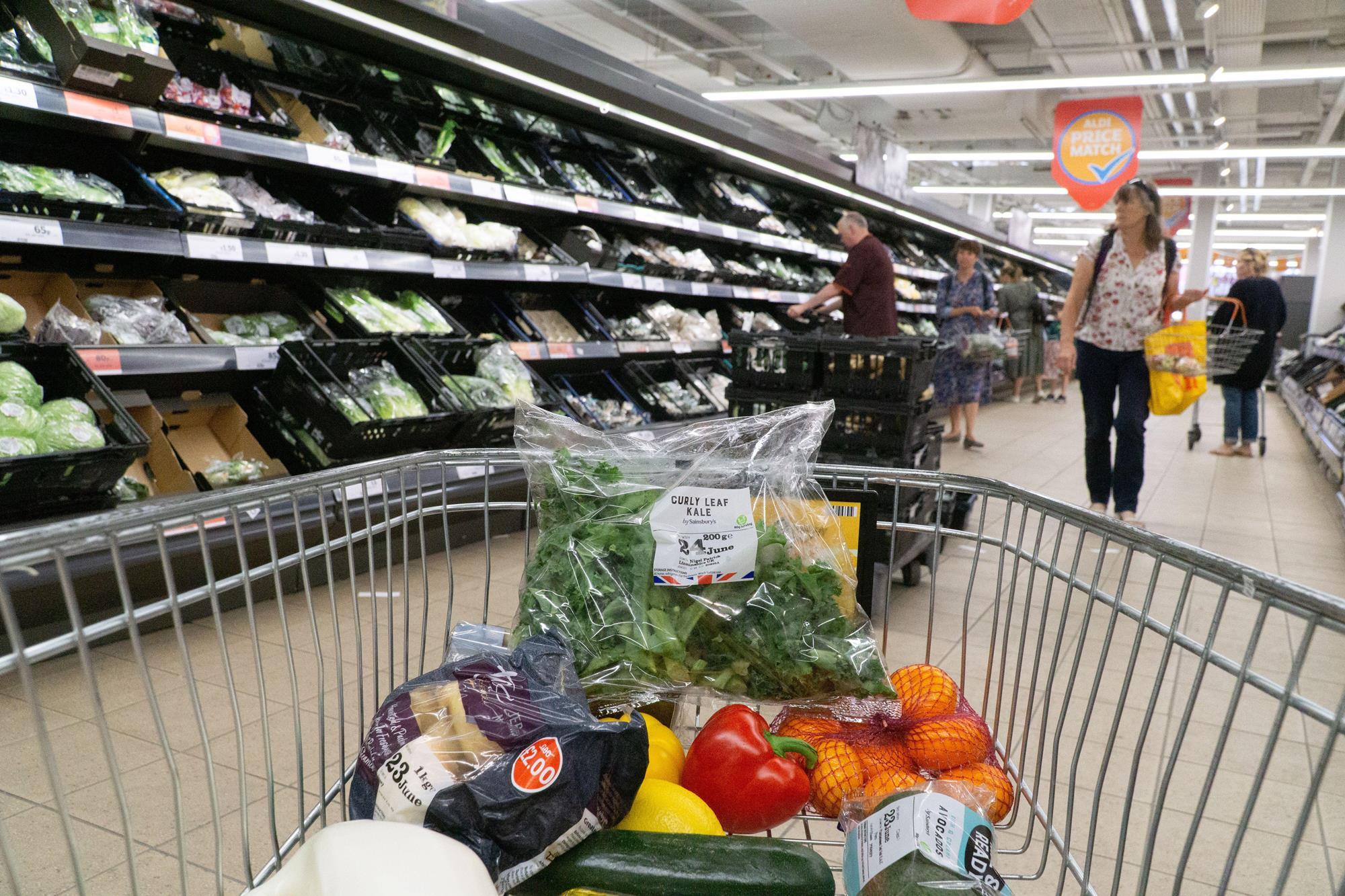 Shoppers Buy More Fruit And Vegetables On Promotion, IGD Trial