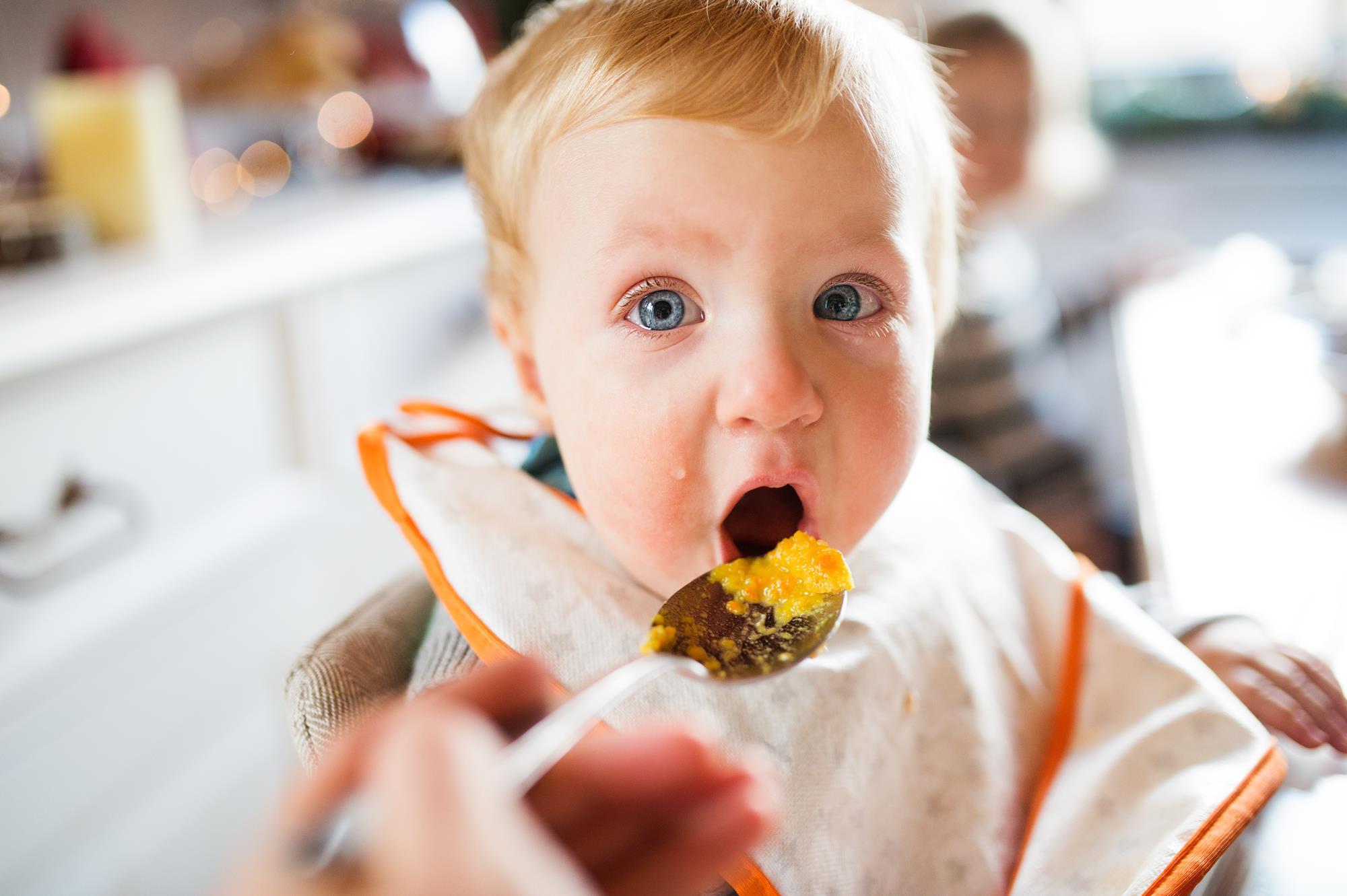 Baby food trends see big brands struggle in discounters' wake