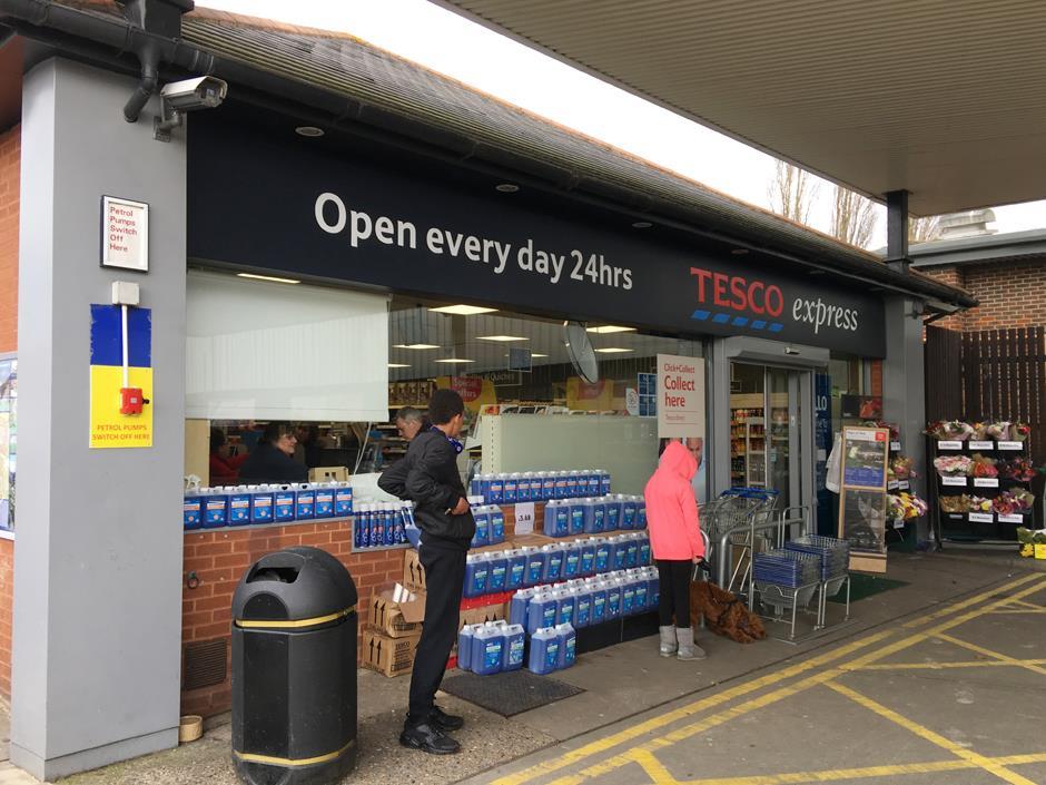 White pumps store tesco