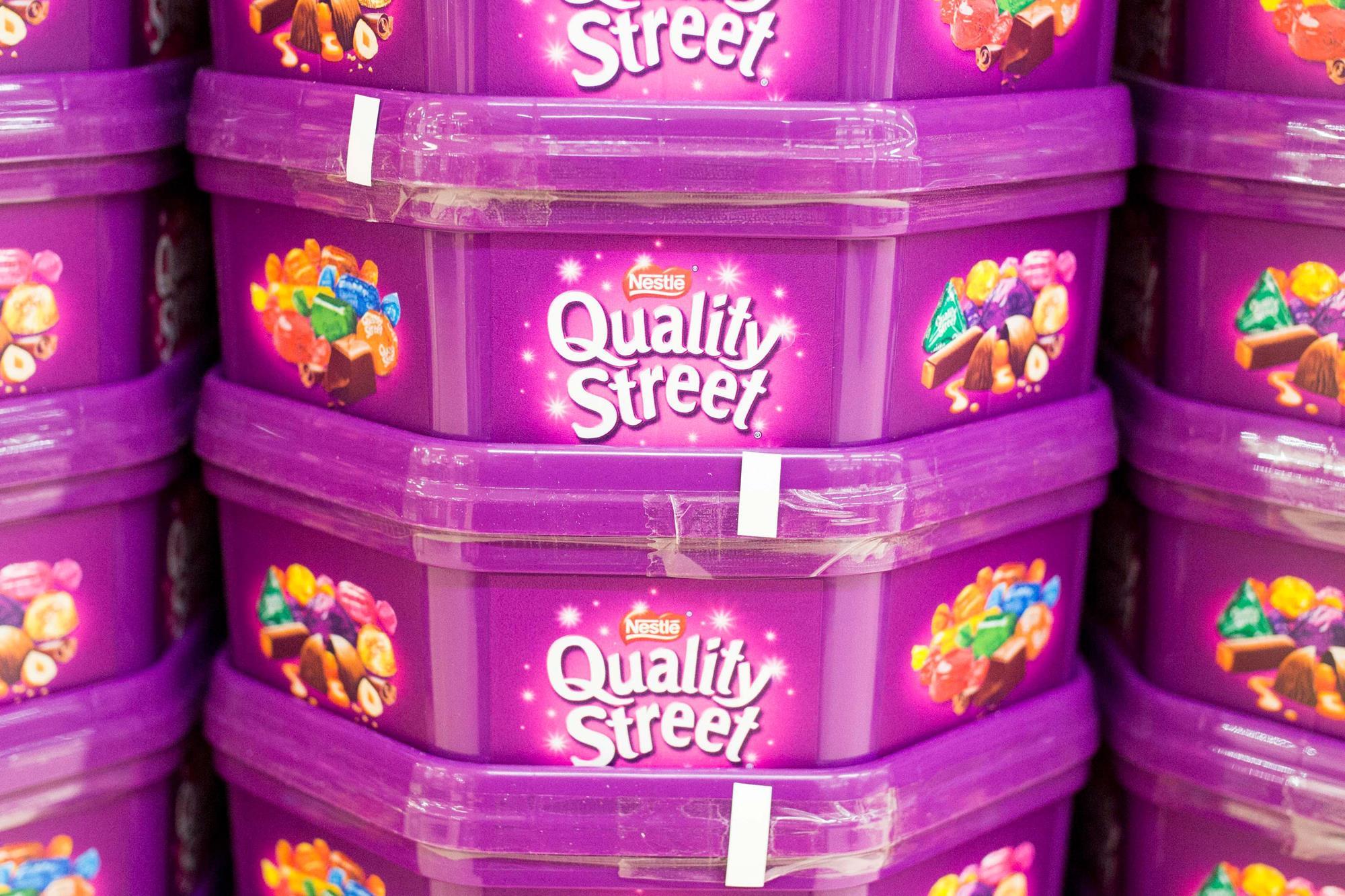 Quality street deals tub