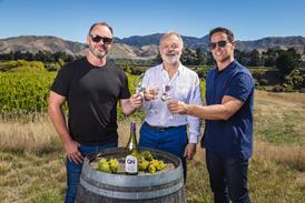 Graham Norton and Invivo Cofounders Rob Cameron and Tim Lightbourne in the Awatere  (6)