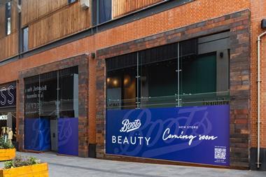 Boots_Cabot_Circus_031