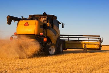 Combine harvester bumper wheat crop export