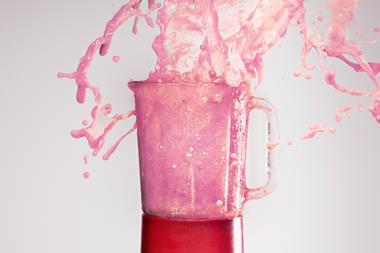 milkshake strawberry smoothie blender dairy