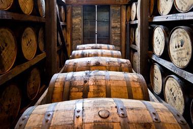 distillery-barrels-591602