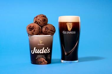 Guinness 460ml lifestyle Shot 1 Main high-res edit 1