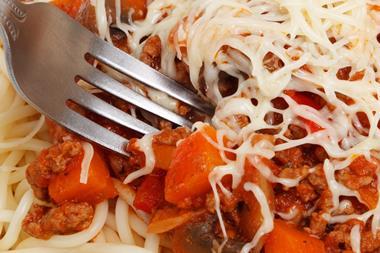 spaghetti bolognese italian pasta meal