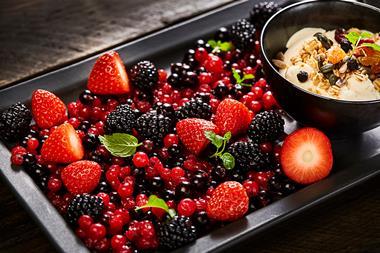 CH FROZEN SUMMER FRUITS 002 RT