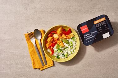 Heat & Eat Thai Red Chicken Curry With Jasmine Rice2480