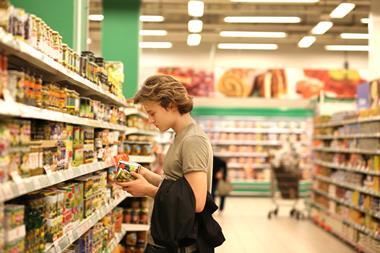Consumer condidence falls as Middle East crisi escalates