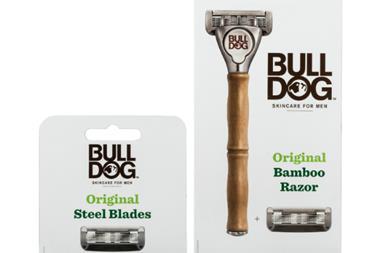 Bulldog bamboo razor and blades