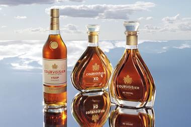 Courvoisier_Staged_Productfamily_Bouchondore
