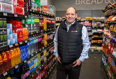 UNP Grocer 47425 SPAR Michael Fletcher Manchester049