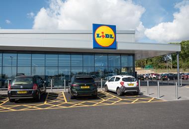 UNP Grocer 46990 Lidl Paignton 006