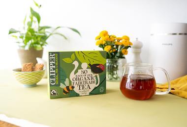 Clipper 80s FT Organic Lifestyle (2) resized