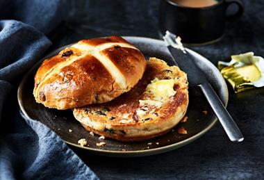 hot cross buns
