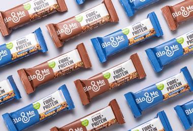 Bio&Me_New Daily Boost Fibre + Protein Bars Lifestyle_Image