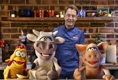 QUORN DAVID FLOCHEL WITH PUPPETS_V2