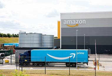 amazon building fulfilment centre delivery supply chain East Midlands Gateway, UK