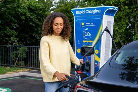 66d15f7bdd1c-Lidl_EVCharger (1)