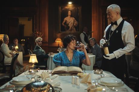 grade_ref_still_0000137