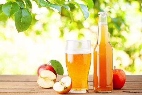 Craft cider apple GettyImages-1548592610