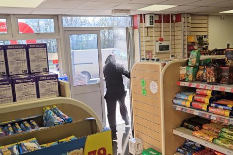 Shoplifter sprayed by SmartSpray