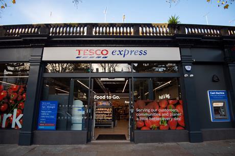 tesco express store sign (1)
