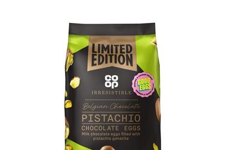 5000129394016 Pistachio Creme Filled Milk Chocolate Eggs 34624