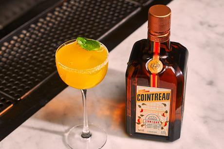 Cointreau_PASSIONFRUIT MARGARITA