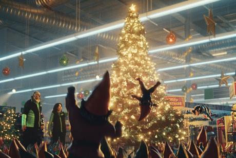 Asda christmas advert _Still_Q (1)