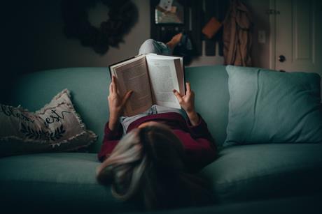reading book unsplash