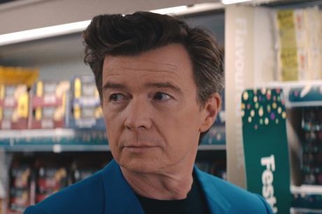 Rick Astley Sainsbury's 2023 Christmas TV Advert (4)