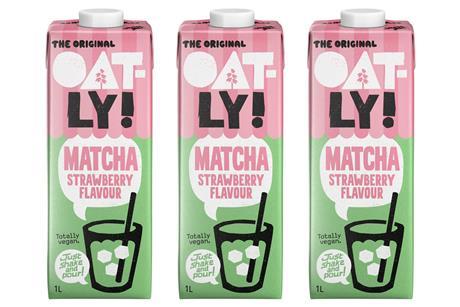 oatly Strawberry Matcha Latte