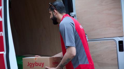 Joybuy van loading