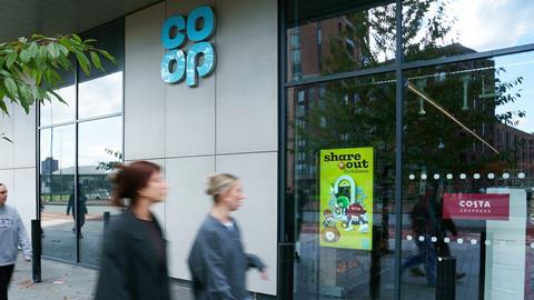 Co-op digital screens