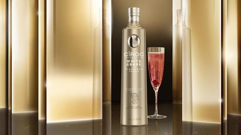 CIROC White Grape KV_Landscape_ROW_Kir Royale