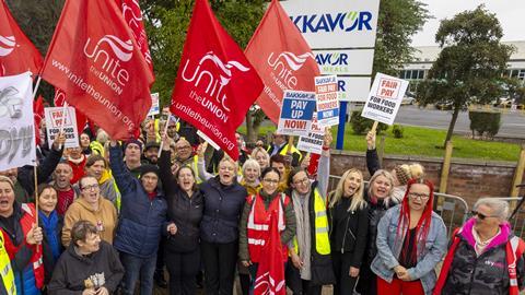 Workers on strike holding signs outside Bakkavor Spalding strike action