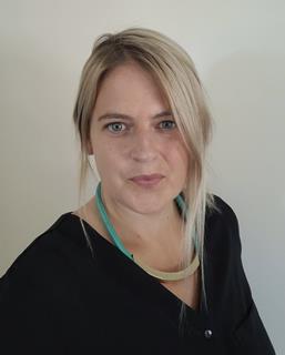 Carina-headshot