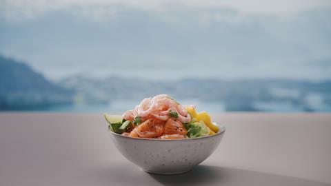 Norwegian salmon and cold-water prawns poke bowl