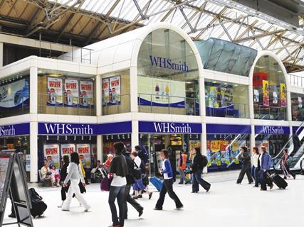Victoria_Station WH Smith